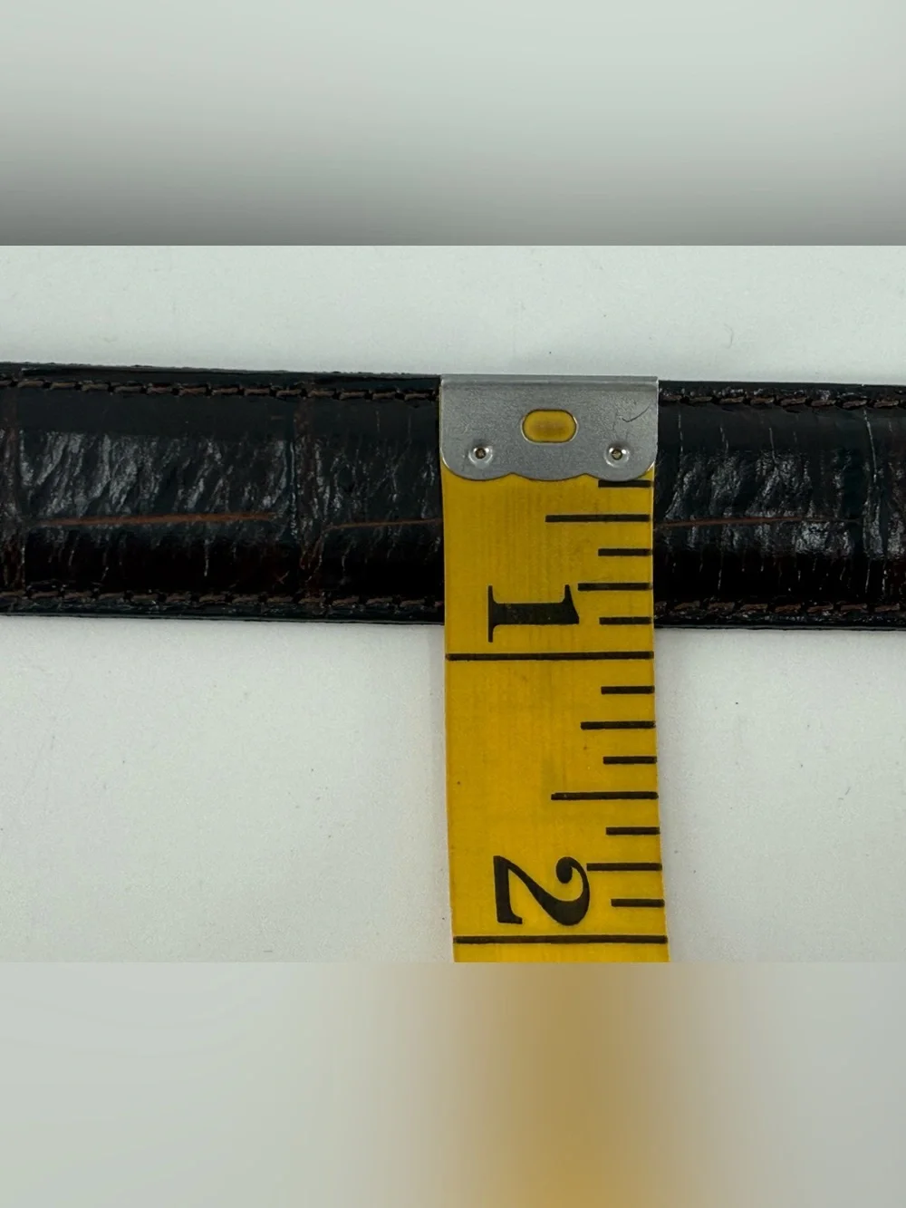 Vintage Stone Mountain Croc Embossed Dark Brown Leather‎ Belt L
